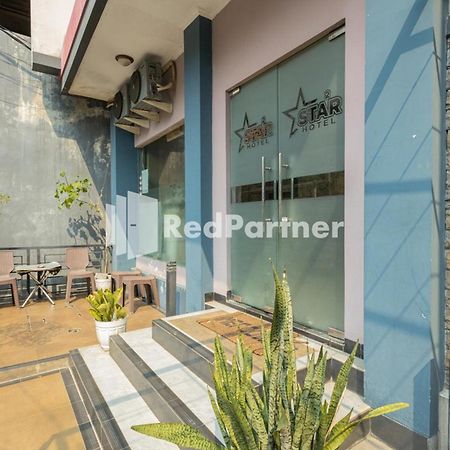 Star Hotel Jaksa Mitra Reddoorz Jakarta Exterior photo